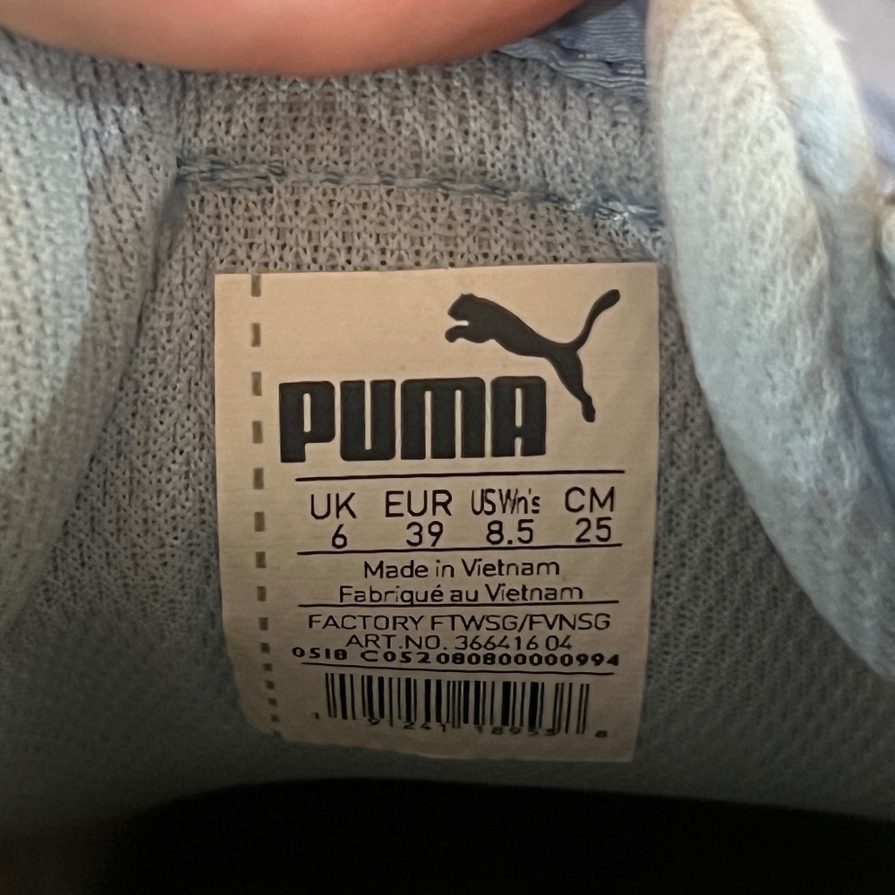 Puma Vikky Ribbon S sneakers in a light blue size 8.5 - Picture 8 of 8